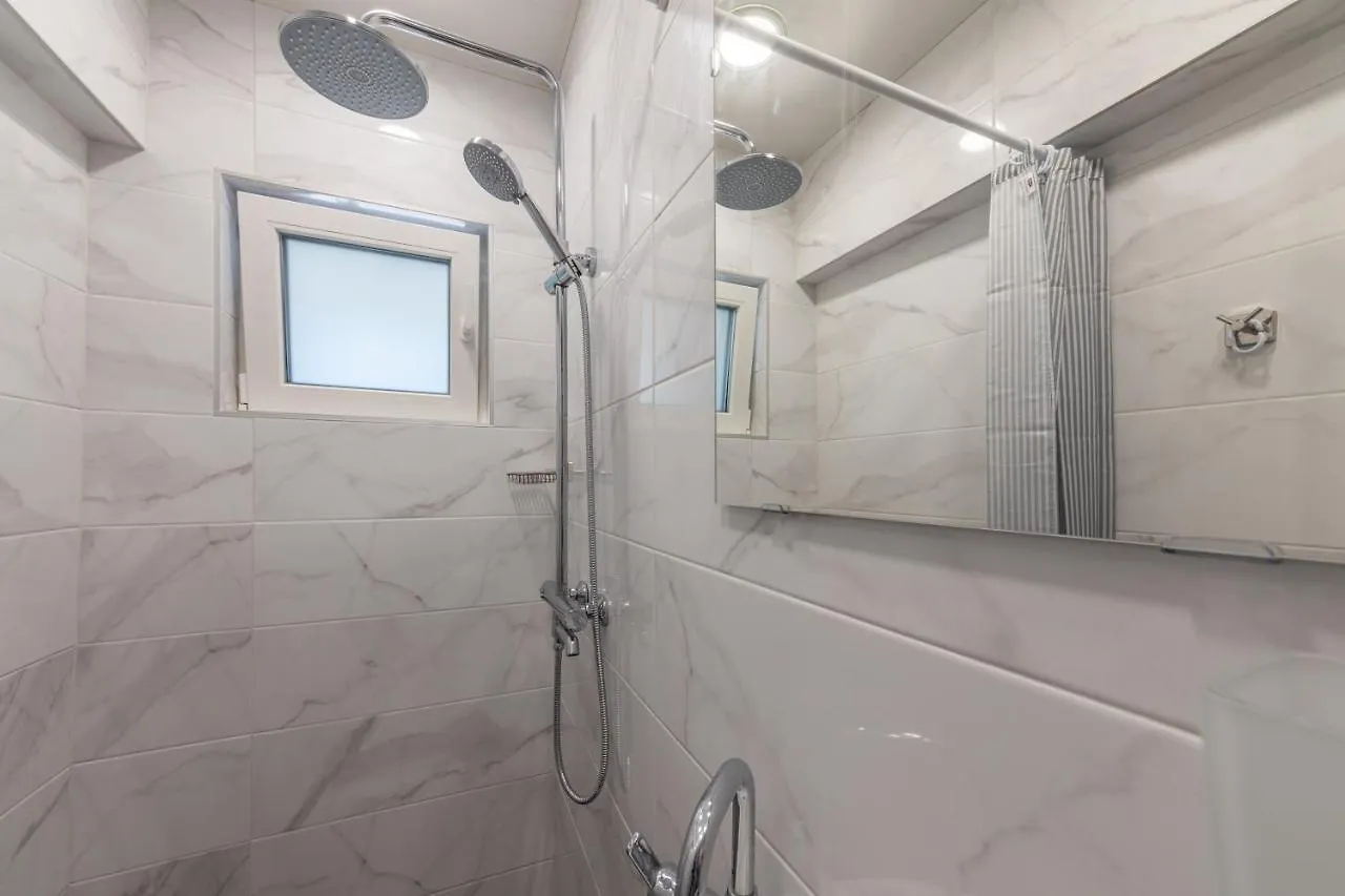 Great Location Apartment ヴァルナ