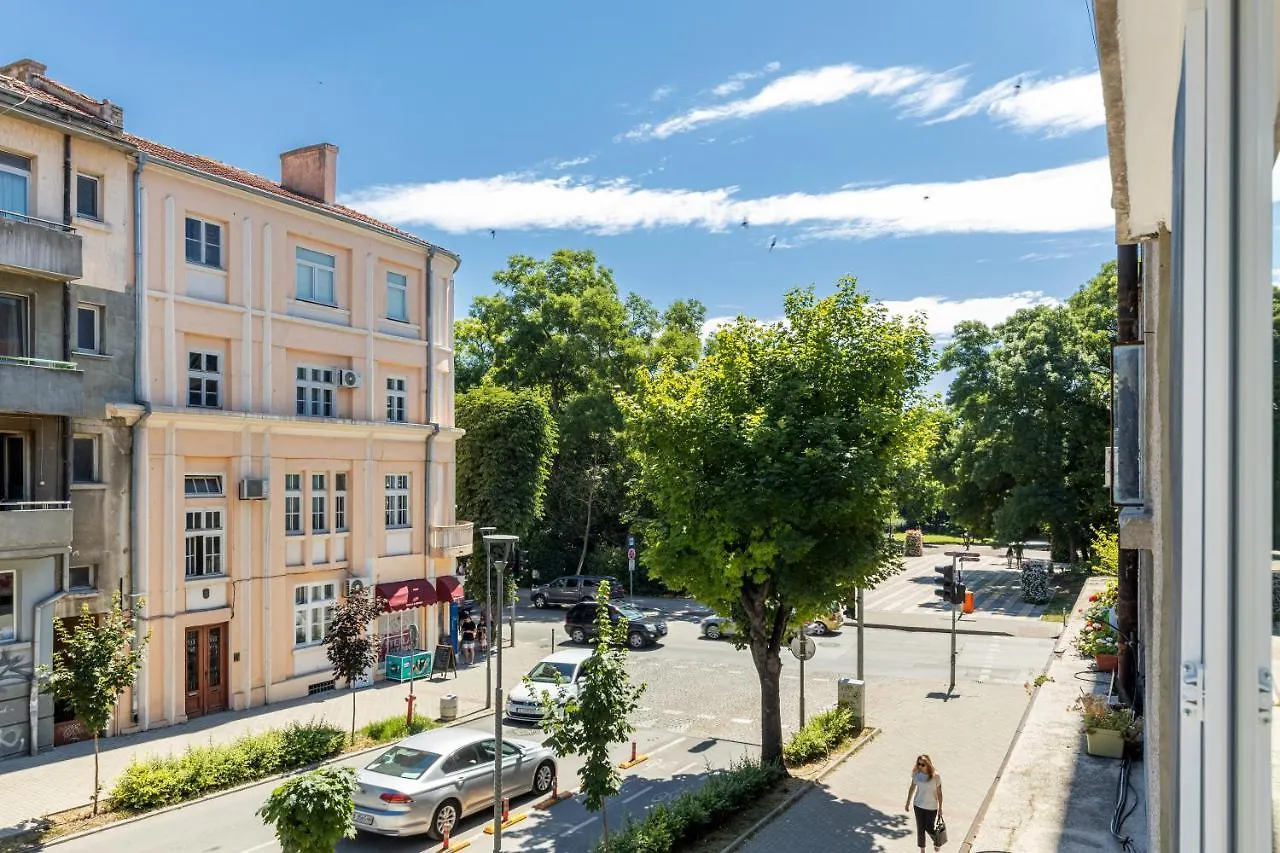 Great Location Apartment ヴァルナ